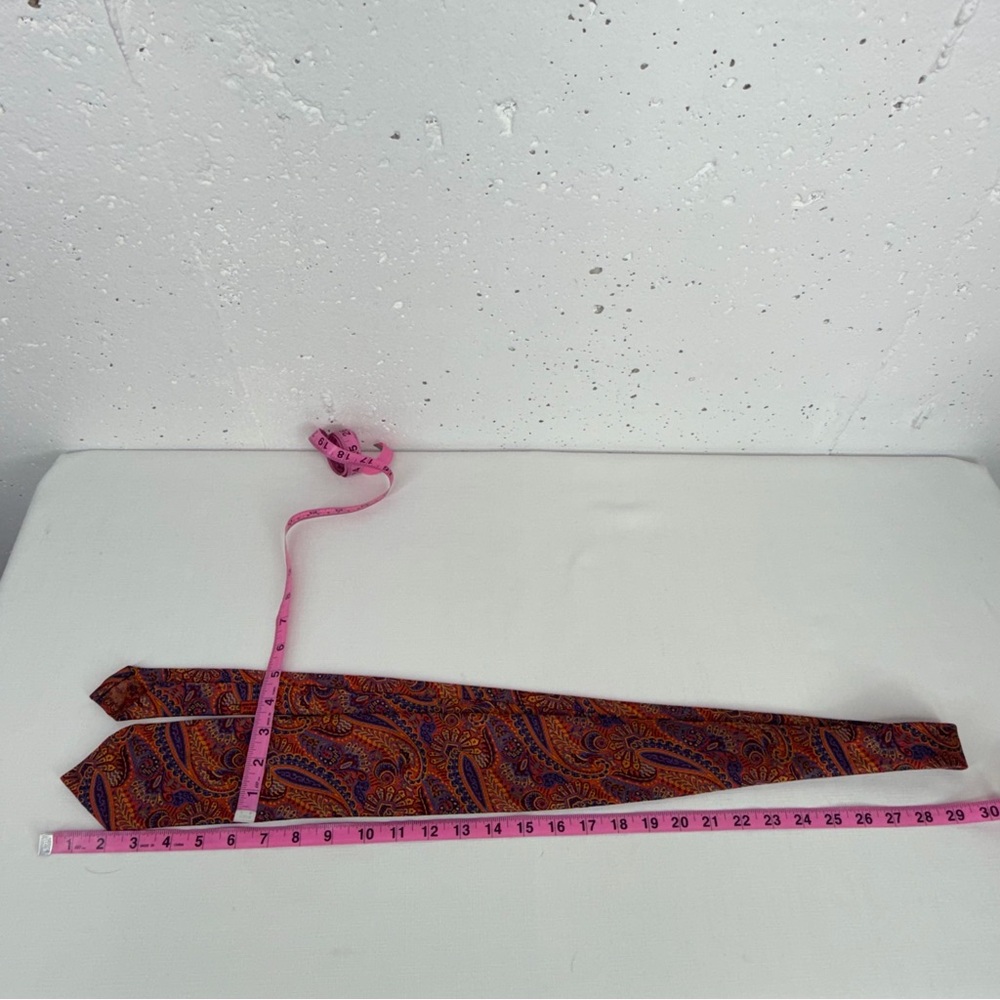 Robert Talbott Seven Fold Limited Edition 2/40 Hand Sewn Paisley Print Silk Tie - Picture 13 of 13